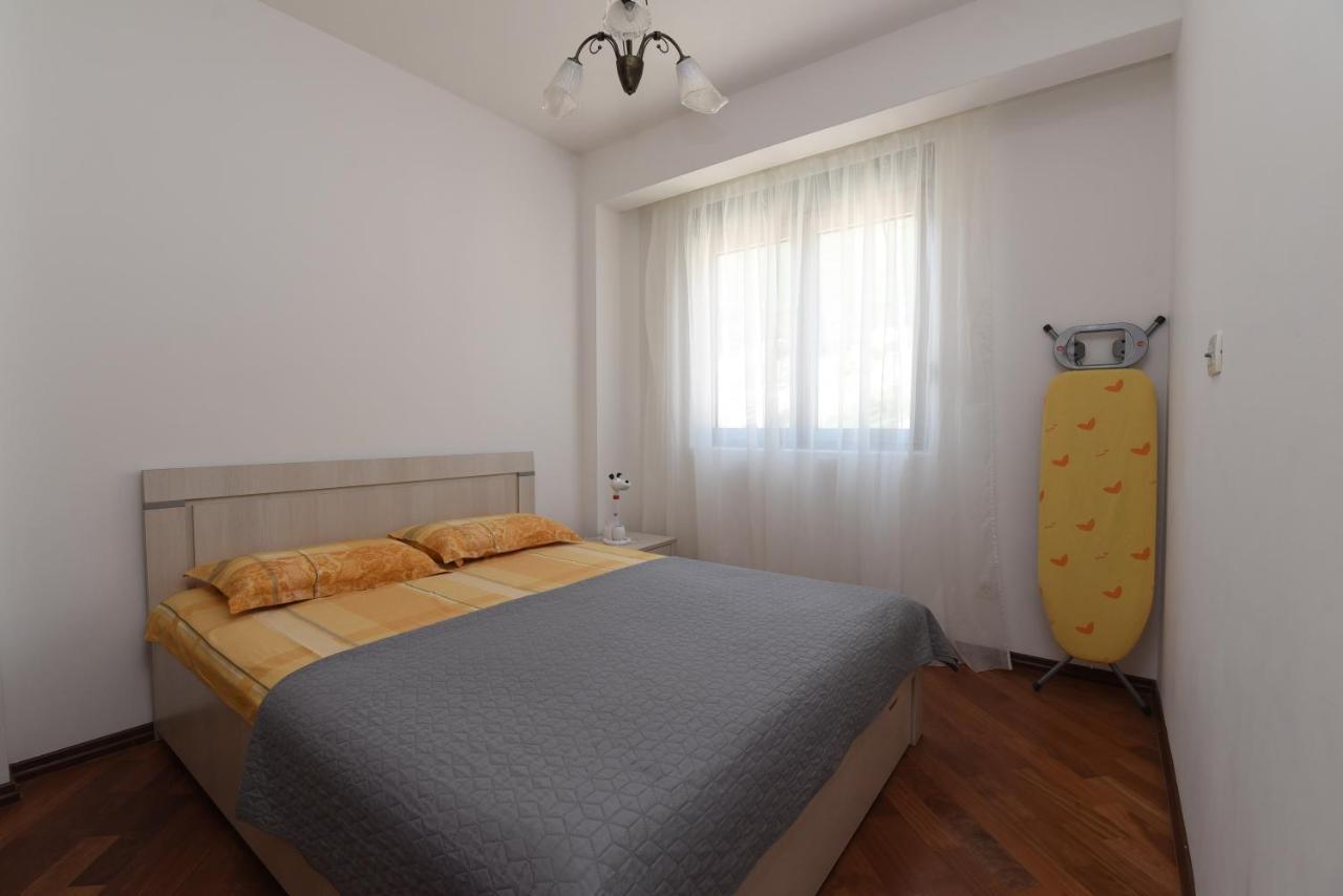 Apartament Apartamenti Enjoy Petrovac Zewnętrze zdjęcie