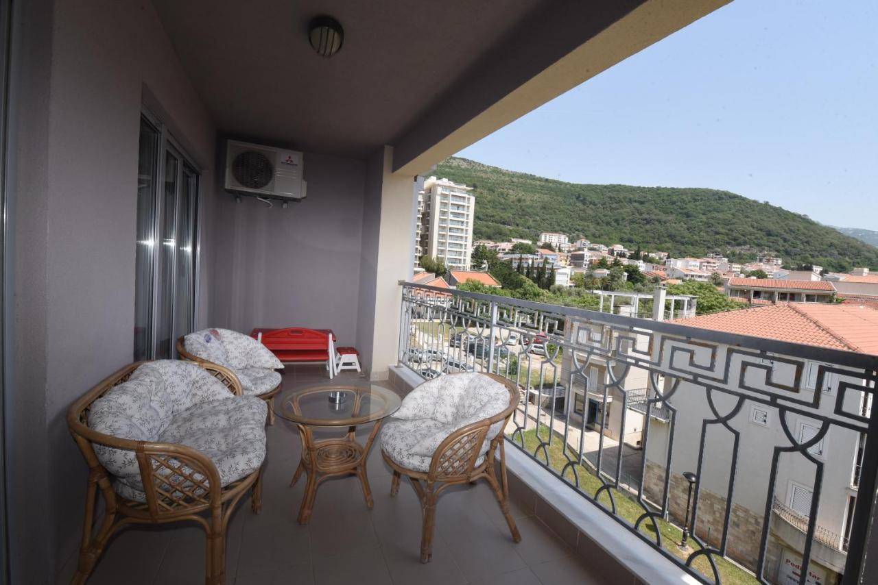 Apartament Apartamenti Enjoy Petrovac Zewnętrze zdjęcie