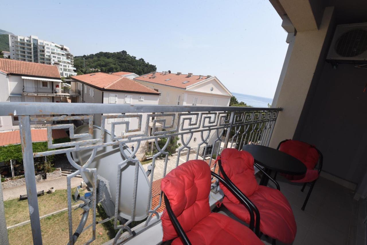 Apartament Apartamenti Enjoy Petrovac Zewnętrze zdjęcie