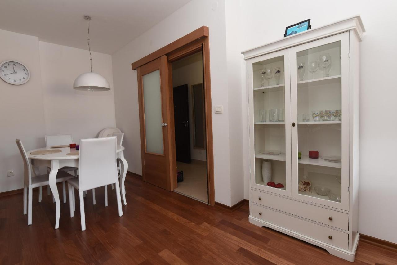 Apartament Apartamenti Enjoy Petrovac Zewnętrze zdjęcie