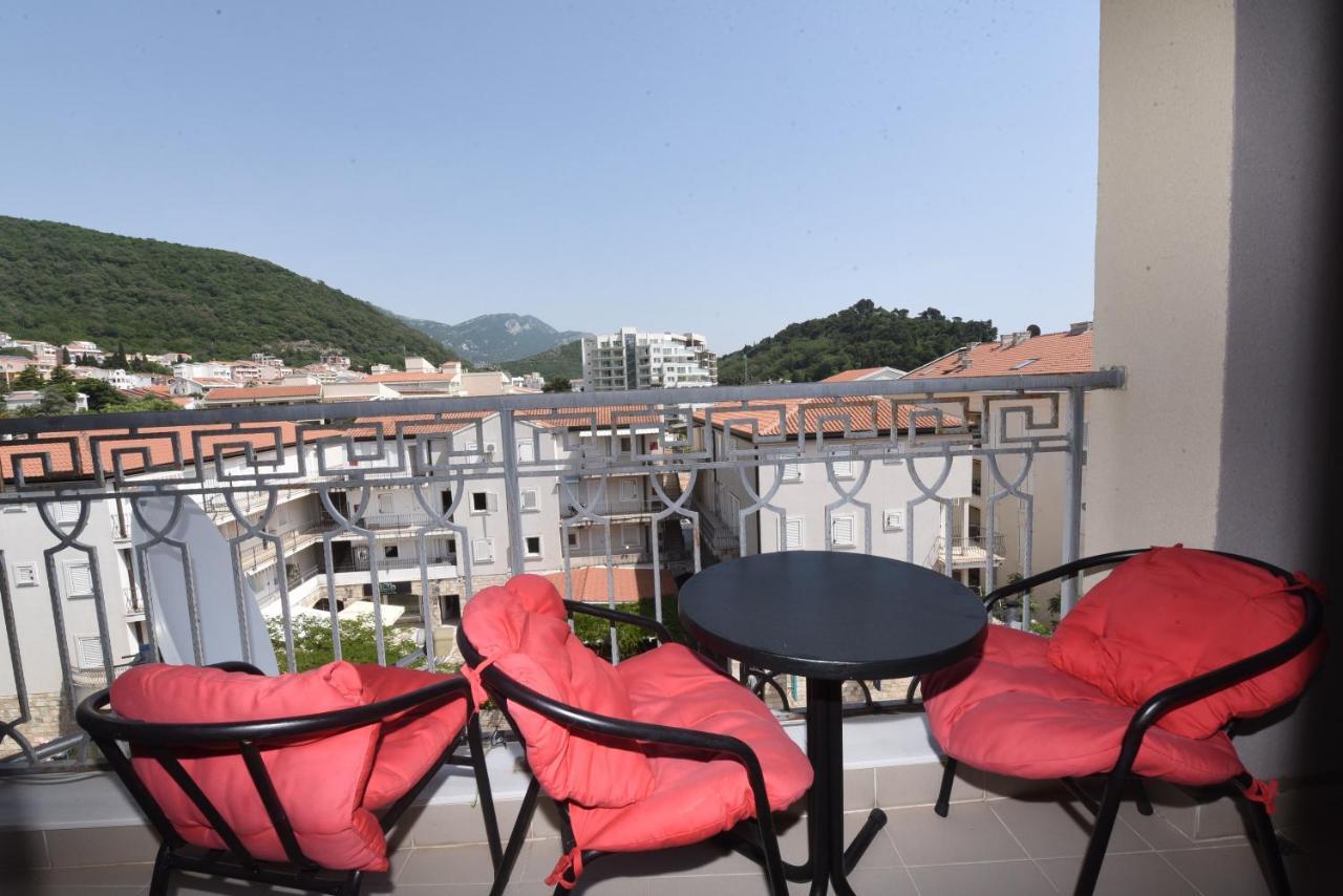 Apartament Apartamenti Enjoy Petrovac Zewnętrze zdjęcie