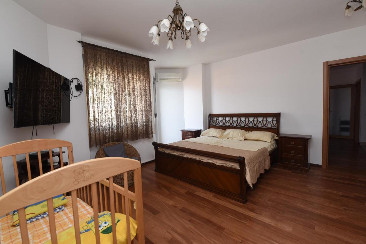 Apartament Apartamenti Enjoy Petrovac Zewnętrze zdjęcie